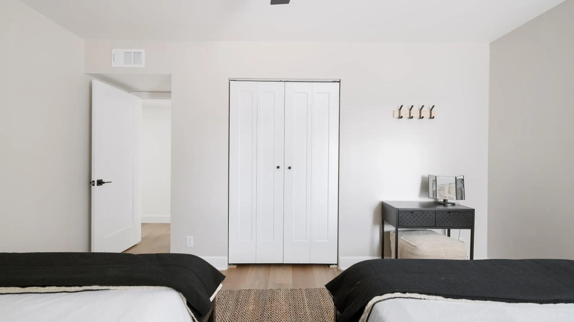 Old Town Gem By Porter Dog-Friendly Home Wheated Pool And Arcade Games Scottsdale Semesterbostad