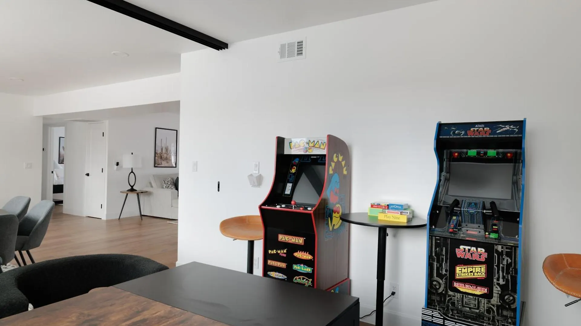 Semesterbostad Old Town Gem By Porter Dog-Friendly Home Wheated Pool And Arcade Games Scottsdale