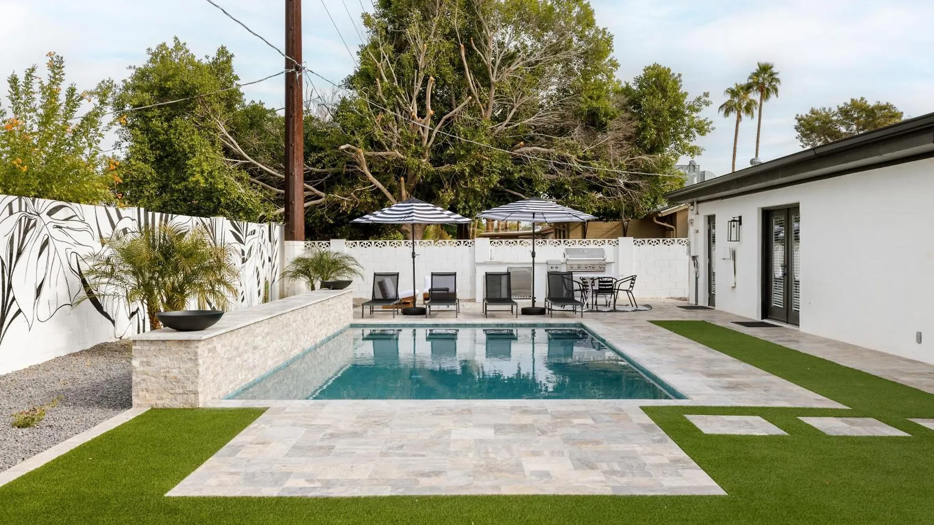 Old Town Gem By Porter Dog-Friendly Home Wheated Pool And Arcade Games Scottsdale Semesterbostad